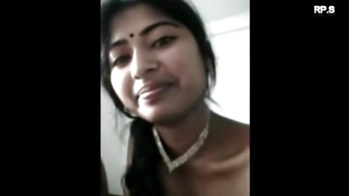 এক শ্যামাঙ্গী তার প্রিয় প্রেমিককে তৃপ্ত করে