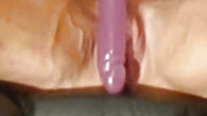 পাতলা শ্রুমস কু তার যোনি চোদানো হয়