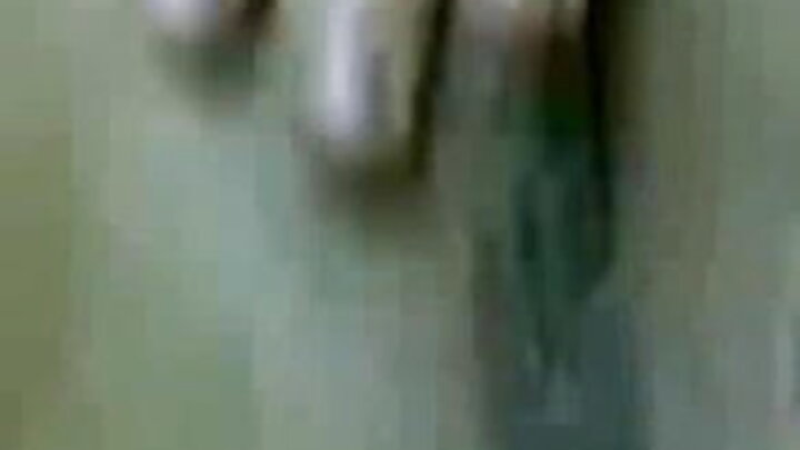 শ্যামাঙ্গী লিসা বেলিস একজন বিশালদেহী কালো পুরুষের দ্বারা চোদা খায়